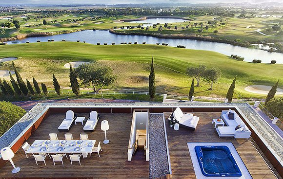 豪华旅游兴起 这4个目的地市场谁能分得一杯羹？