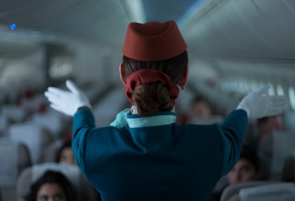 首都航空机上卖货被吐槽，背后还有航司的辅营收入难题待解